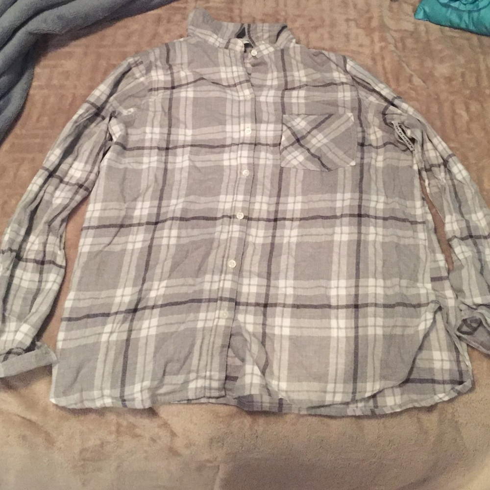 Gray and White Old Navy Flannel